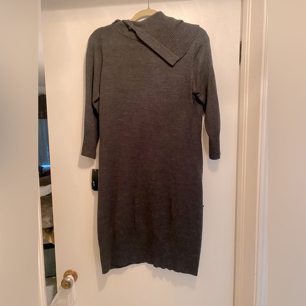 NBW Charcoal, gray sweater dress (L) w/ angled collar